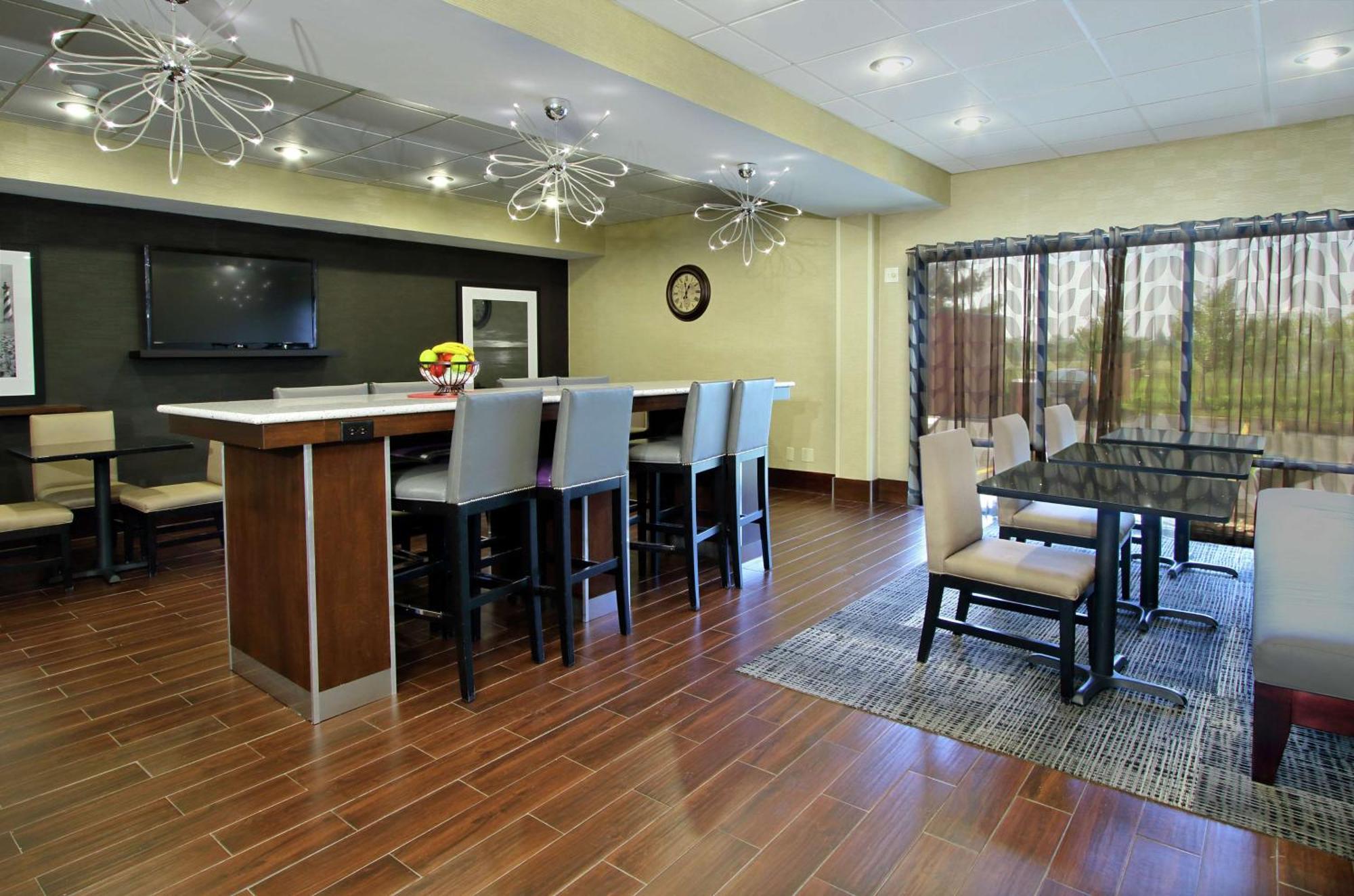 Hampton Inn Ashtabula Austinburg Екстер'єр фото