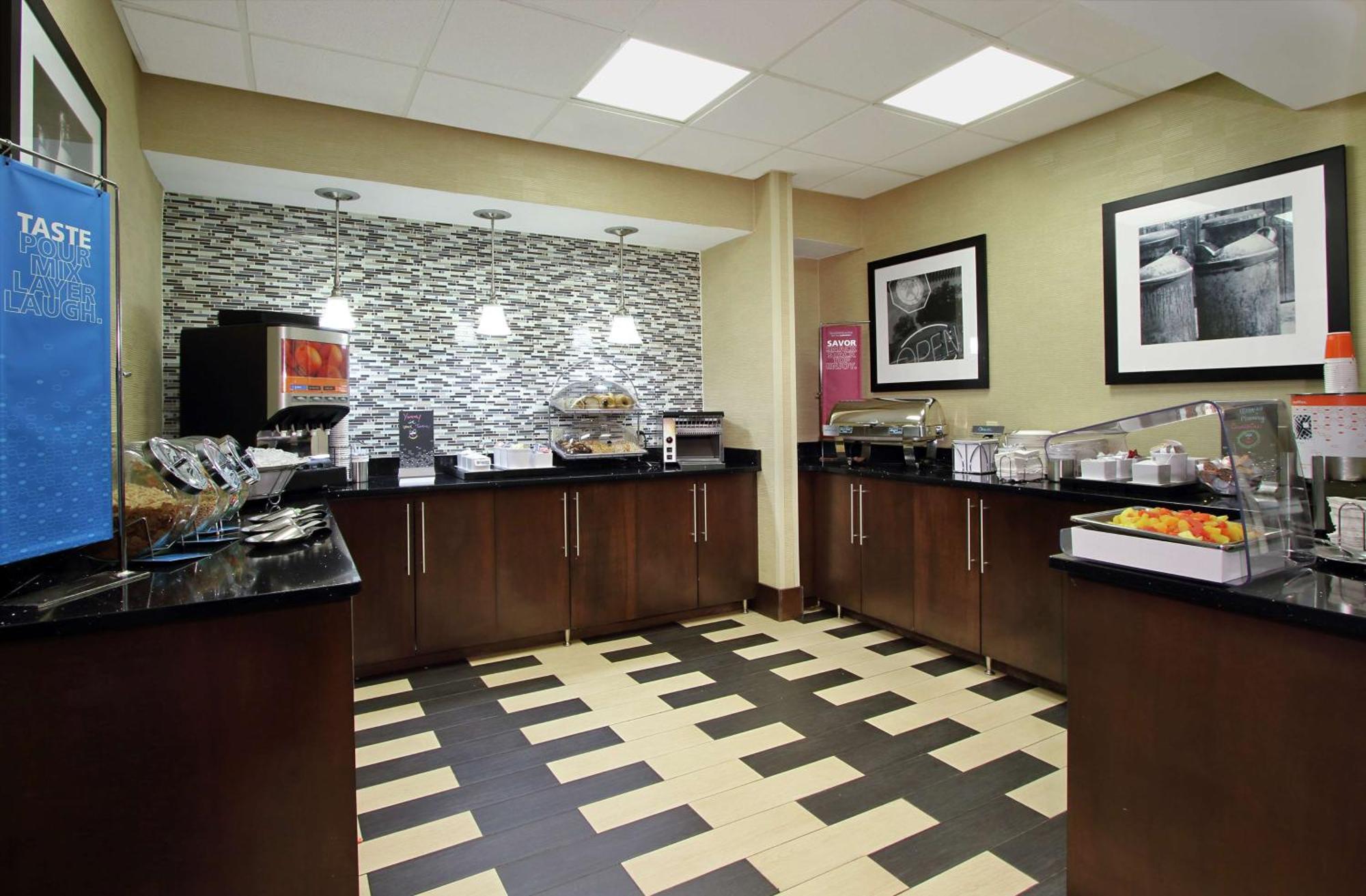 Hampton Inn Ashtabula Austinburg Екстер'єр фото